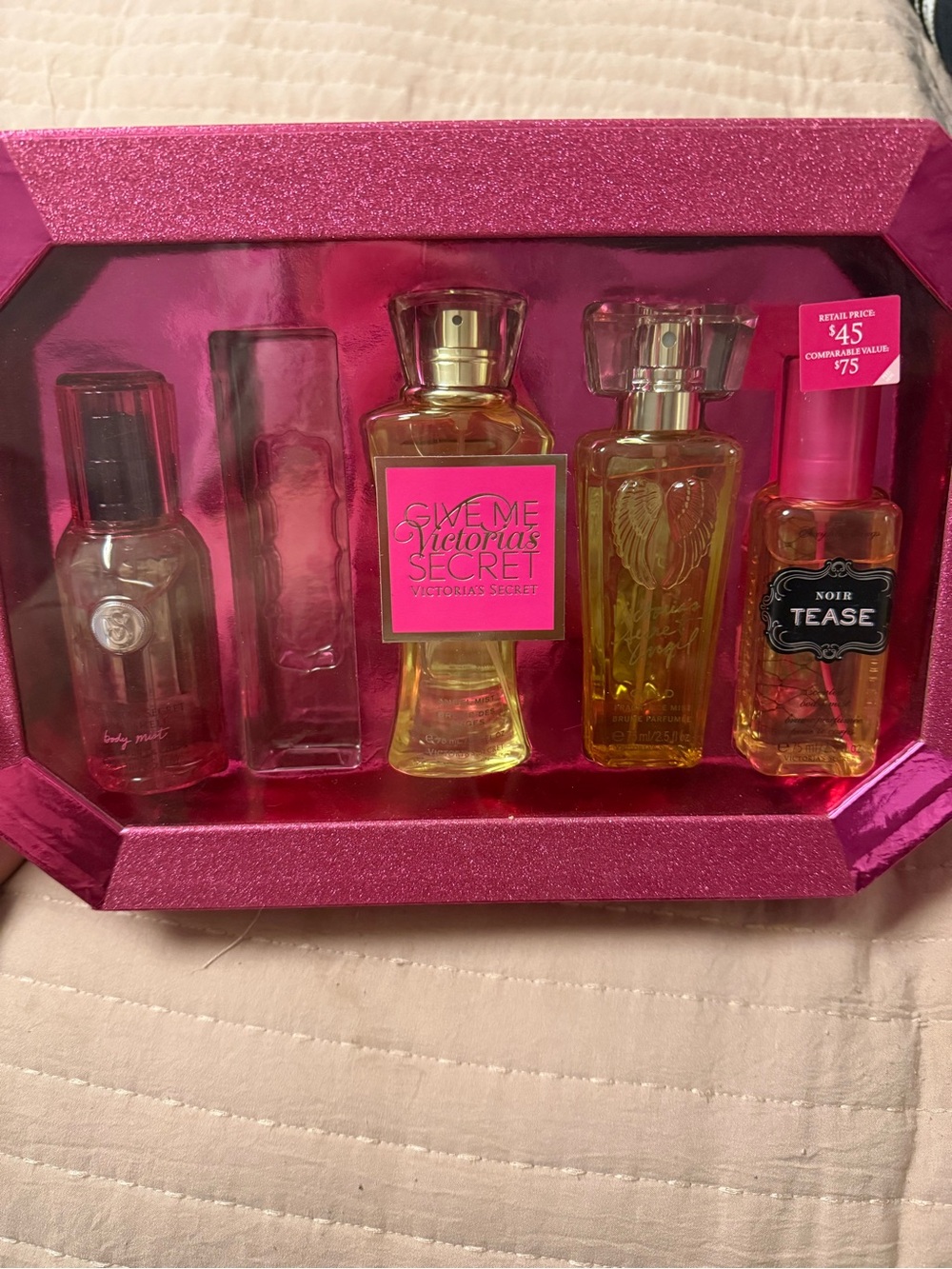 Victoria's Secret Pink & Gold Bath & Body Fragrance Set